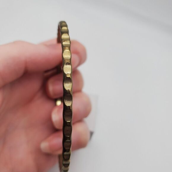 Textured gold tone vine bracelet - Picture 2 of 2